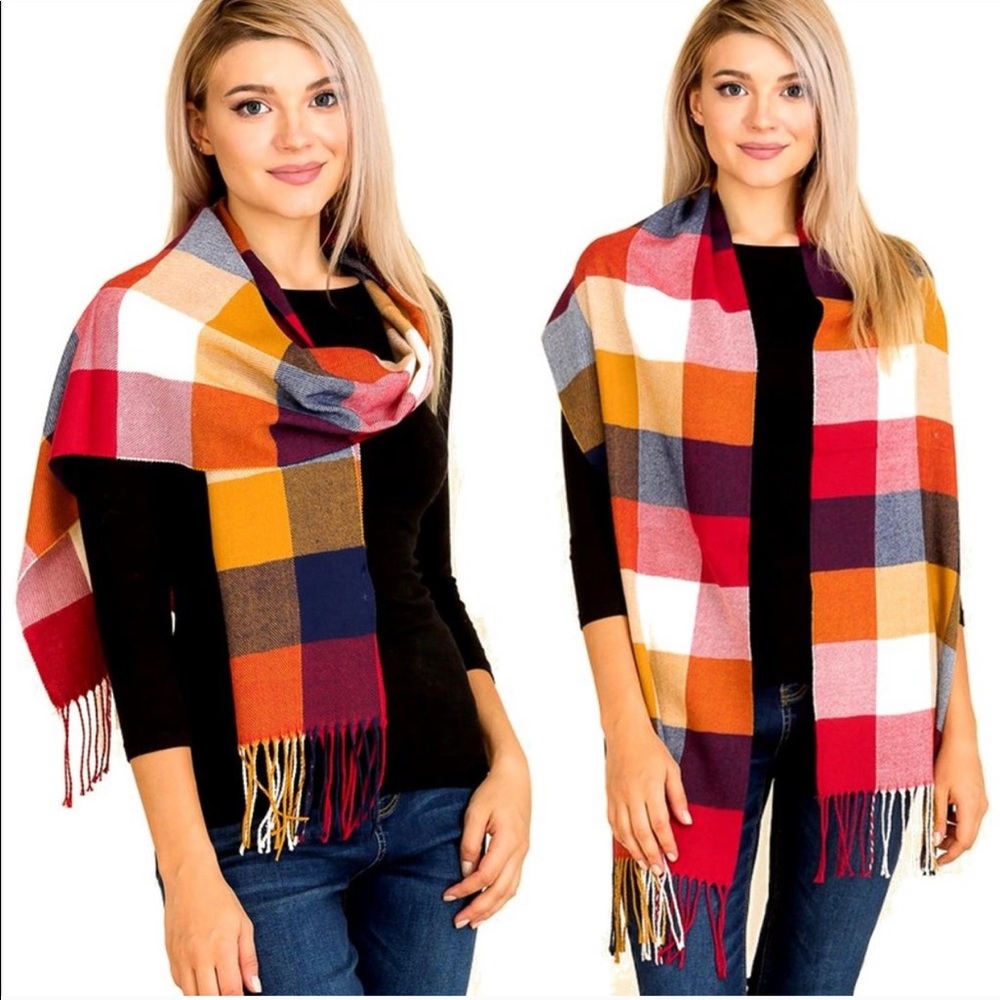NEW - Plaid Oblong Tassel Scarve